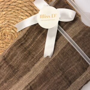 kwuiti scarf with bandana